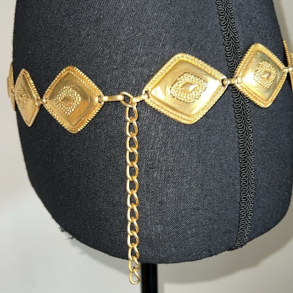 ESCADA Women’s Gilded Gold Tone Ornate Diamond Shaped Heavy Metal Designer Belt - Picture 5 of 16